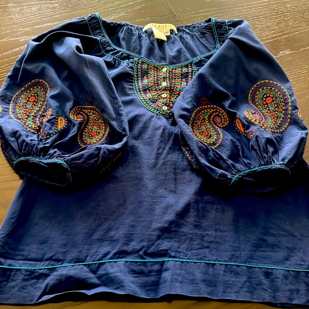 Max studio blouse